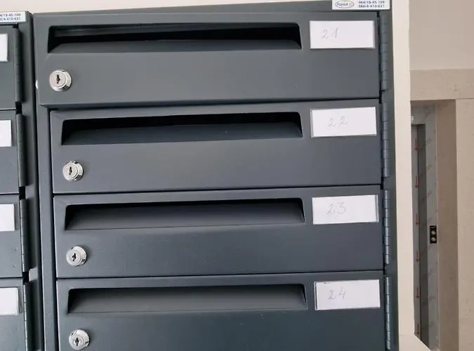 Fantastic New Centre Apartment