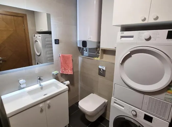 Fantastic New Centre Apartment Podgorica