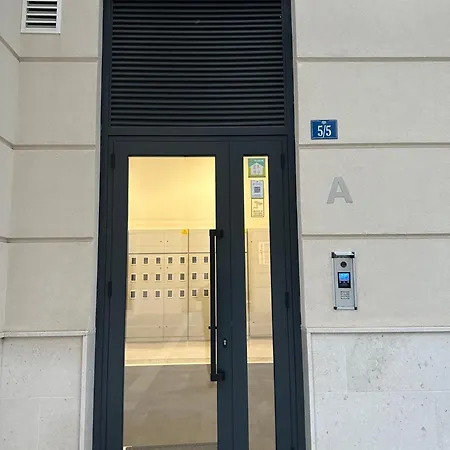 Daire Fantastic New Centre Podgoriçe
